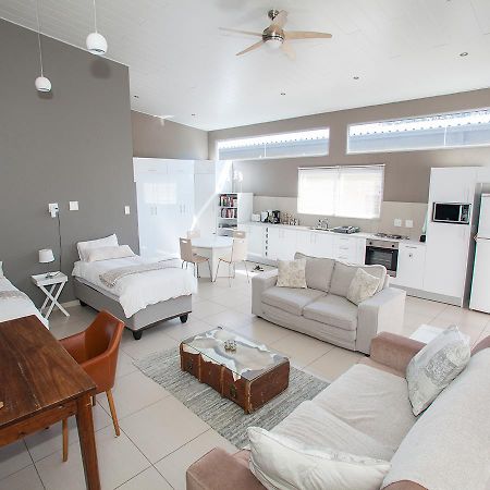 Rnb'S Studio Apartment Windhuk Zewnętrze zdjęcie