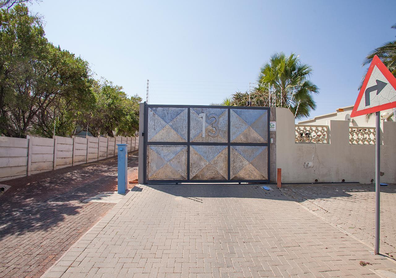 Rnb'S Studio Apartment Windhuk Zewnętrze zdjęcie